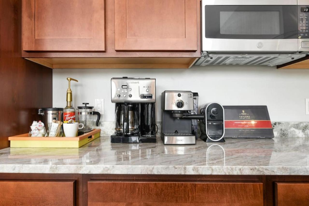 Hostwise Stays - The Washington At Chatham - Free Parking, Private Gym, More! Pittsburgh Exteriér fotografie