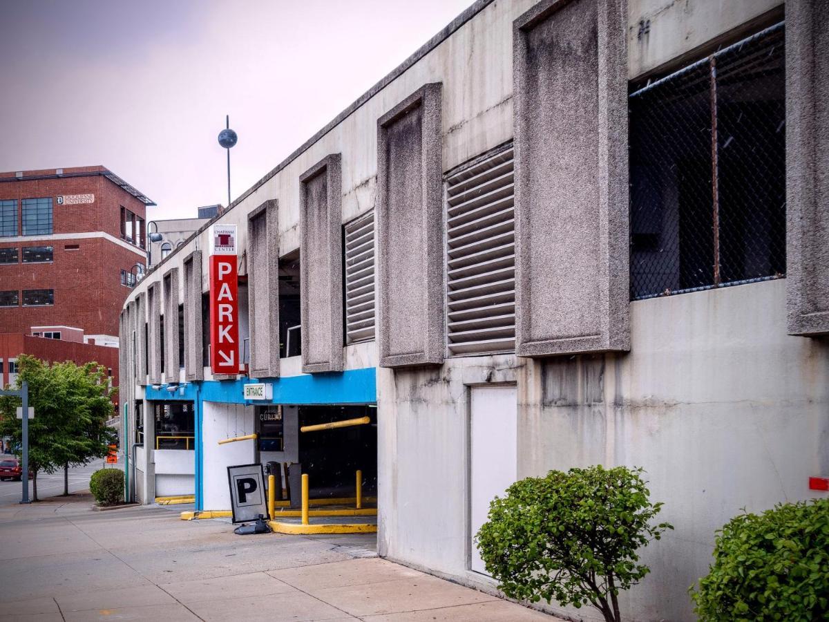 Hostwise Stays - The Washington At Chatham - Free Parking, Private Gym, More! Pittsburgh Exteriér fotografie